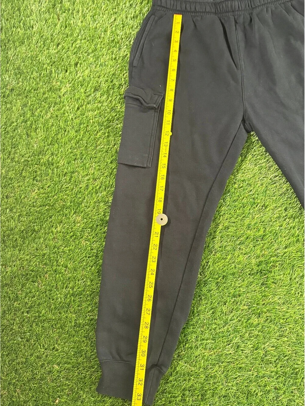 Vintage Nike Black Fleece Cargo Jogger Pants, Men's M